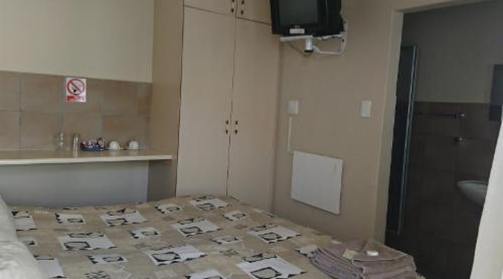 Country Blue Luxury Guest House