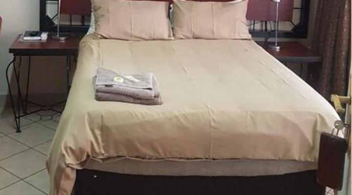 Country Blue Luxury Guest House