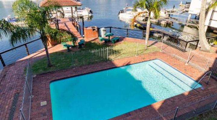 Mzingazi On The Bay Waterfront Villas
