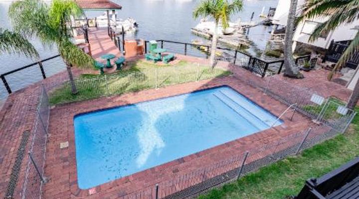 Mzingazi On The Bay Waterfront Villas