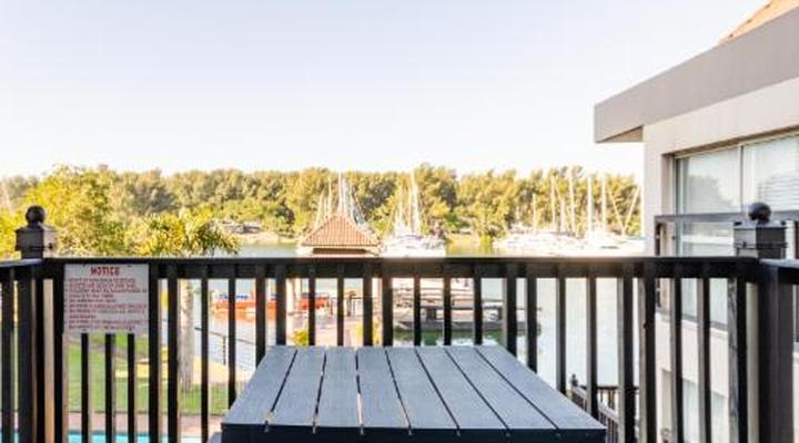 Mzingazi On The Bay Waterfront Villas