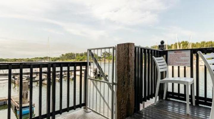 Mzingazi On The Bay Waterfront Villas