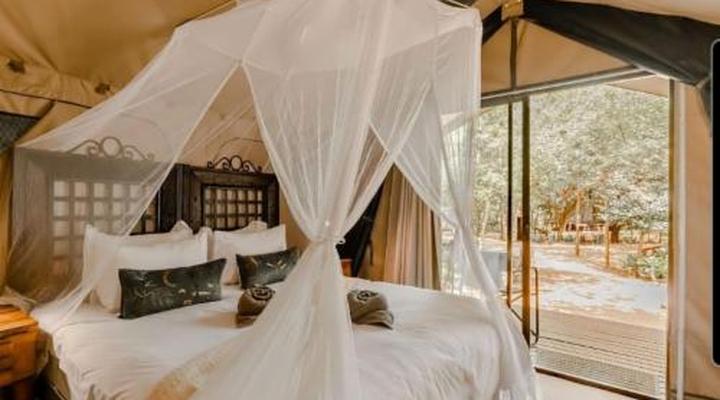 Umkumbe Bush Lodge Luxury Tented Camp