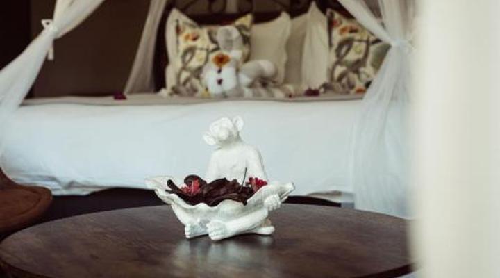 Umkumbe Bush Lodge Luxury Tented Camp