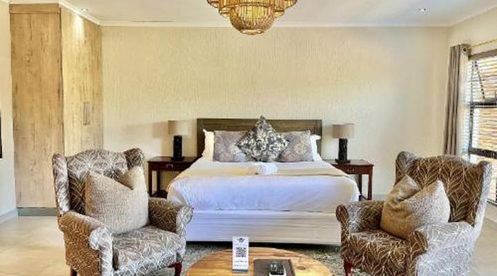 Bush Baby Valley Lodge