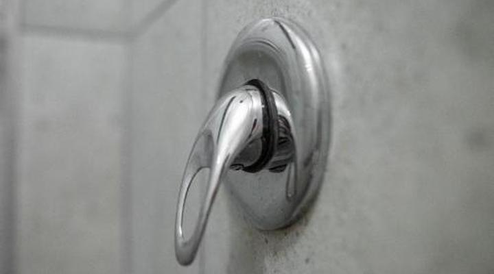 Lyronne Guesthouse Shuttle and Tours