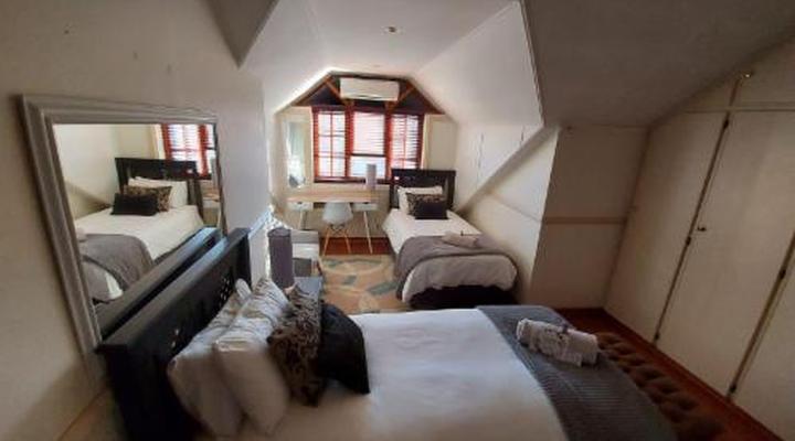 The Oak Potch Guesthouse