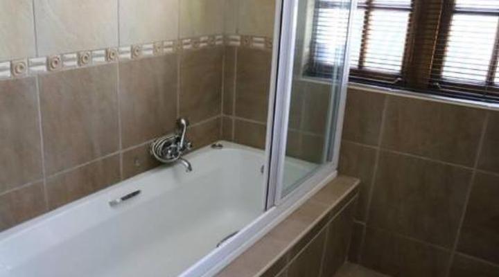 The Oak Potch Guesthouse