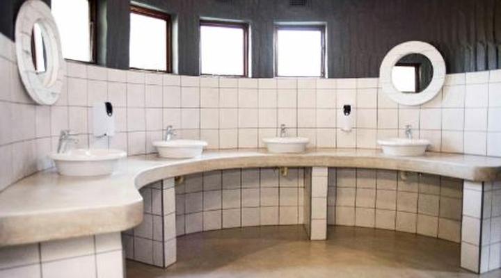 Villa Spa Holiday Resort