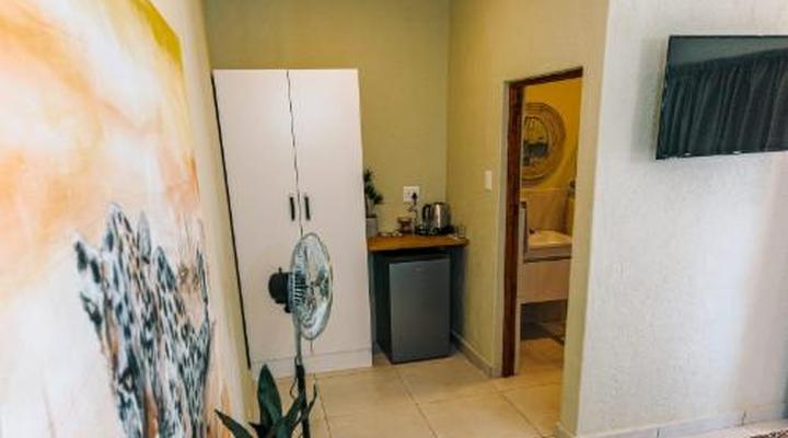 Pumbaa Wildlife Park and Accommodation