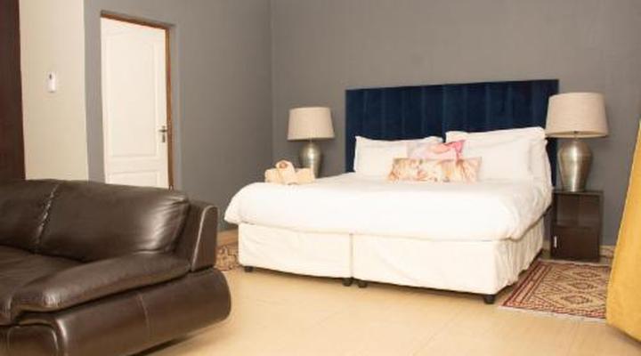 Vikamana Guest House