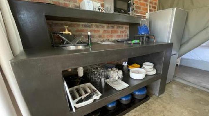 Newburg Lodge & Luxury Bush Tents