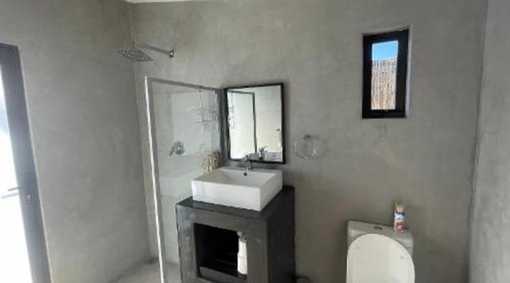 Newburg Lodge & Luxury Bush Tents