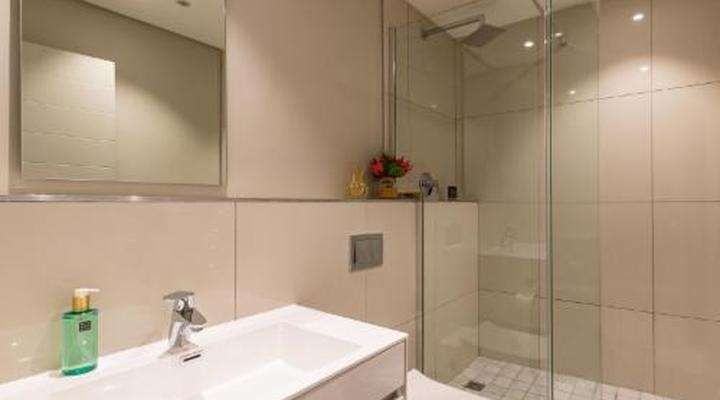 16 on Bree Apartments