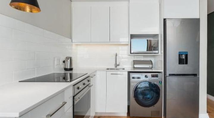 16 on Bree Apartments