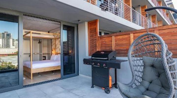 16 on Bree Apartments