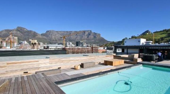 16 on Bree Apartments