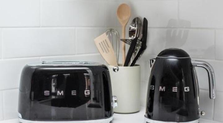 16 on Bree Apartments