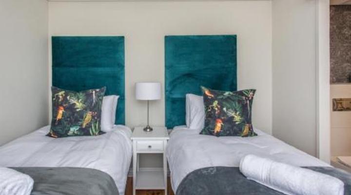 16 on Bree Apartments