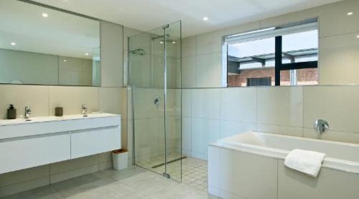 16 on Bree Apartments