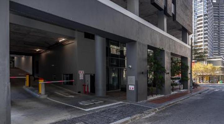 16 on Bree Apartments