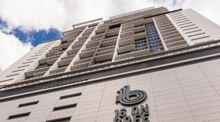 16 on Bree Apartments