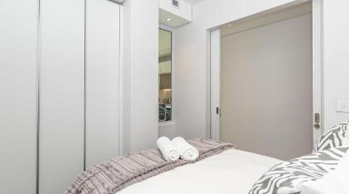 16 on Bree Apartments