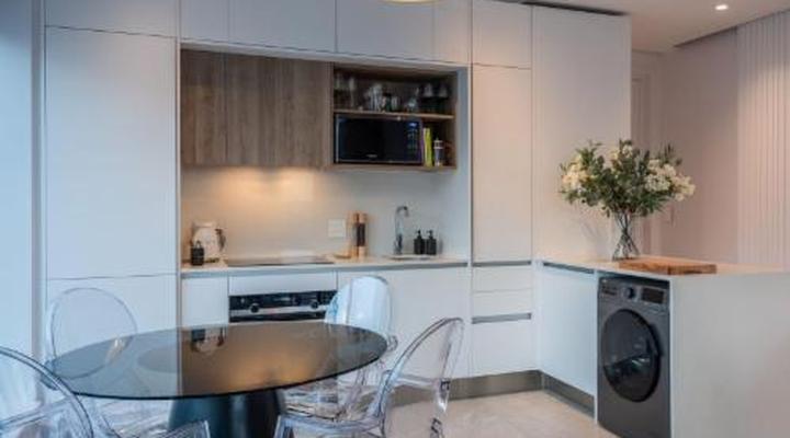 16 on Bree Apartments