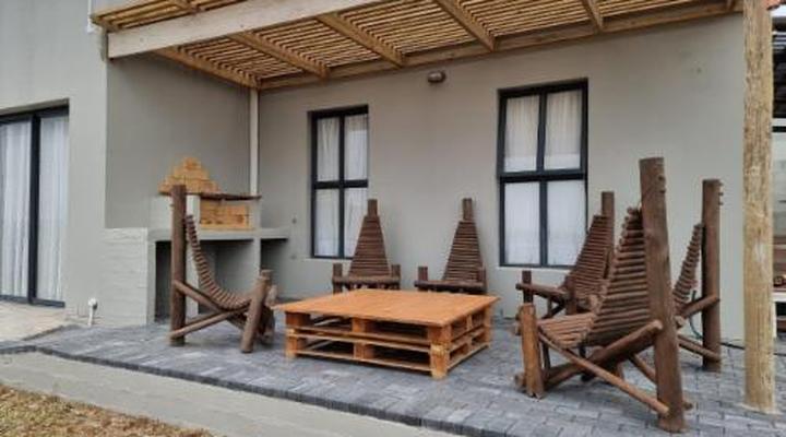 Rustic Hill Accommodation