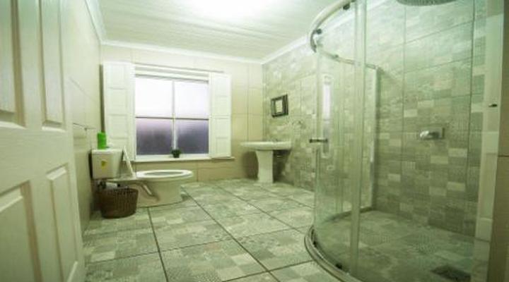 Barrel and Blues Backpackers