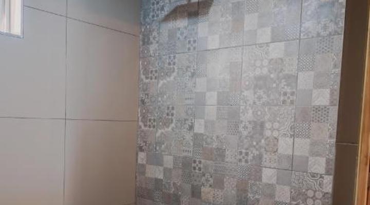 Barrel and Blues Backpackers