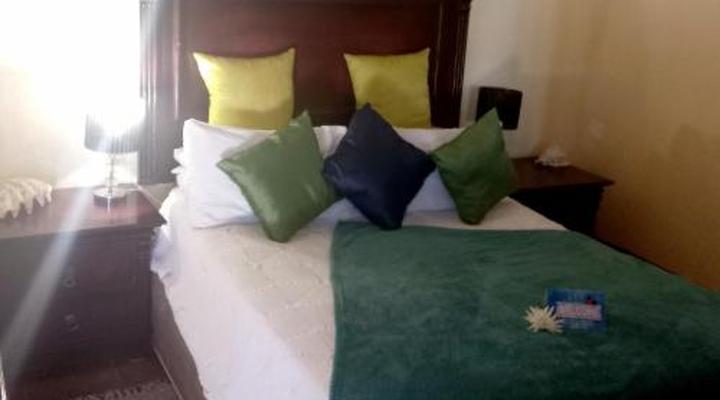 Tropicana Lodge & Function Venue