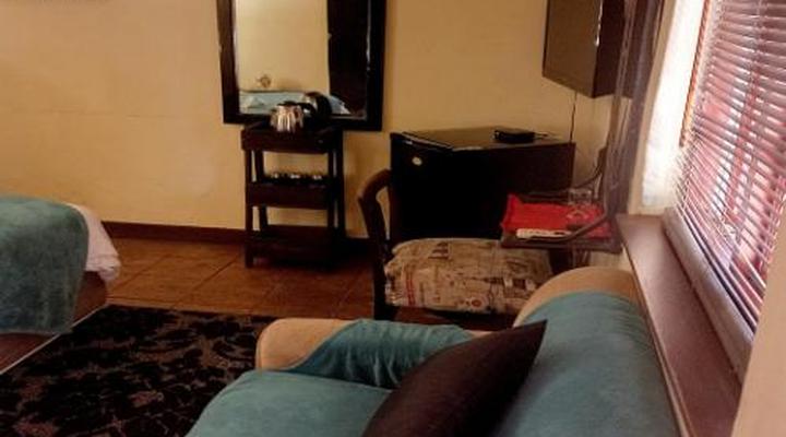 Tropicana Lodge & Function Venue