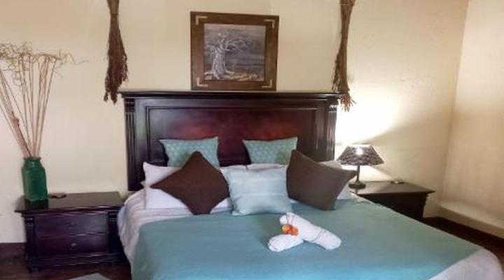 Tropicana Lodge & Function Venue