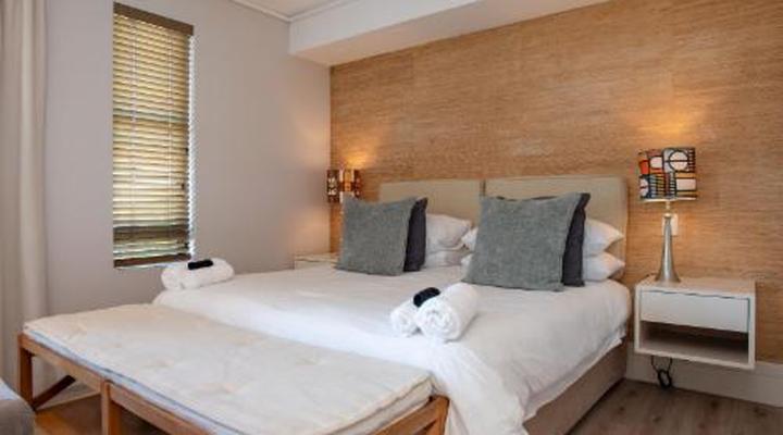 Luxury Gallery Apartment - Studio 106