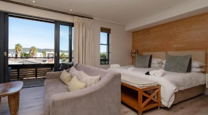 Luxury Gallery Apartment - Studio 106