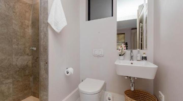 Luxury Gallery Apartment - Studio 106