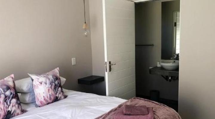 Rabbits Den & Cozy Corner