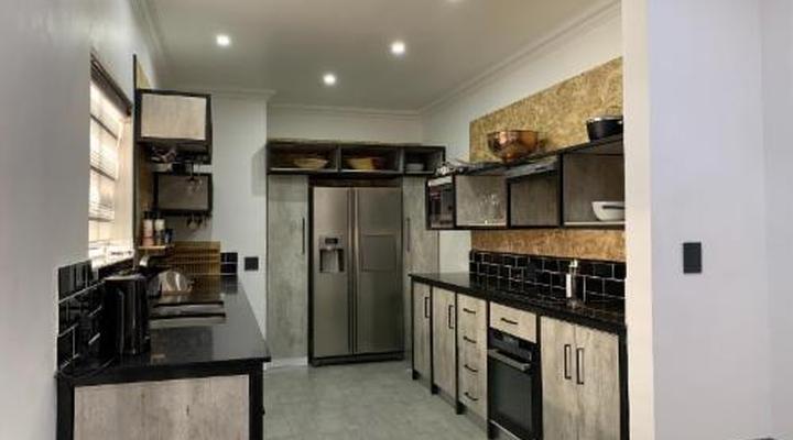 24 On Basil Boutique Luxury Hotel