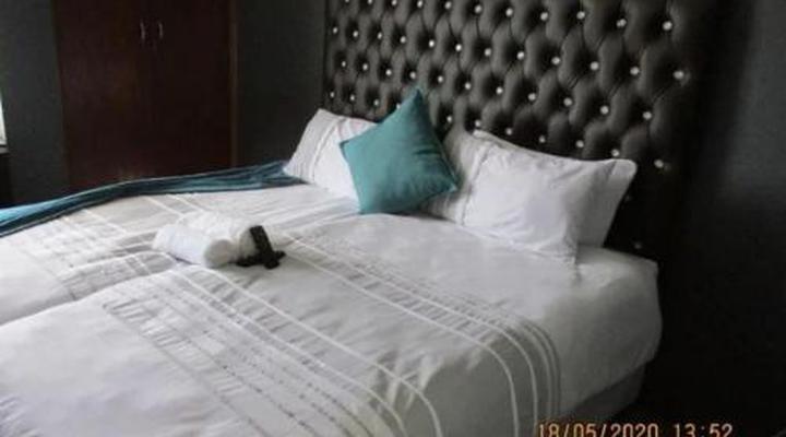 Imimangaliso Guest House