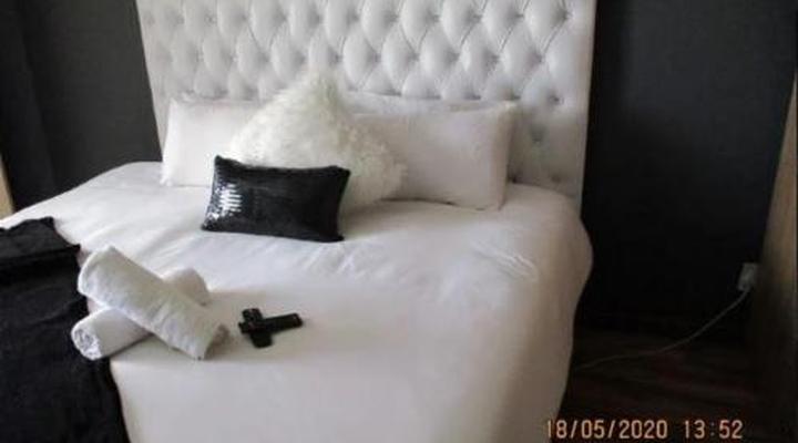 Imimangaliso Guest House