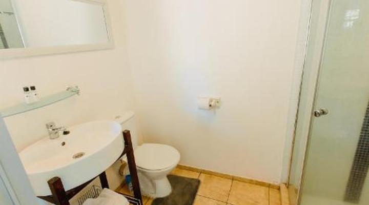 Golden Candle Guest House