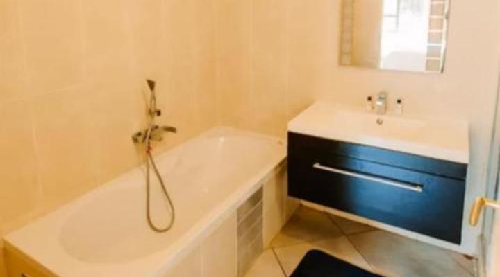 Golden Candle Guest House