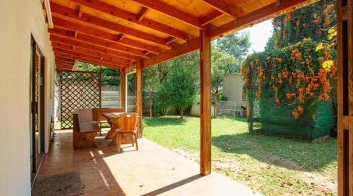 Golden Candle Guest House