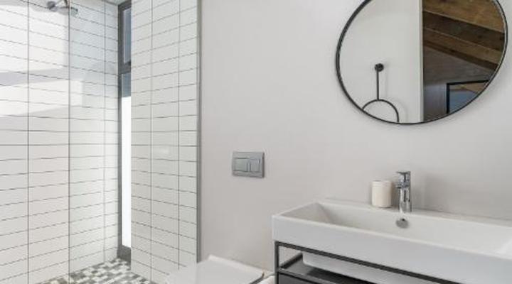 Romansbaai Collection