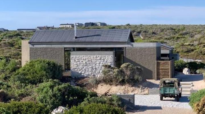 Romansbaai Collection