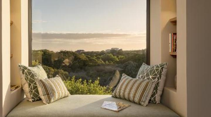 Romansbaai Collection