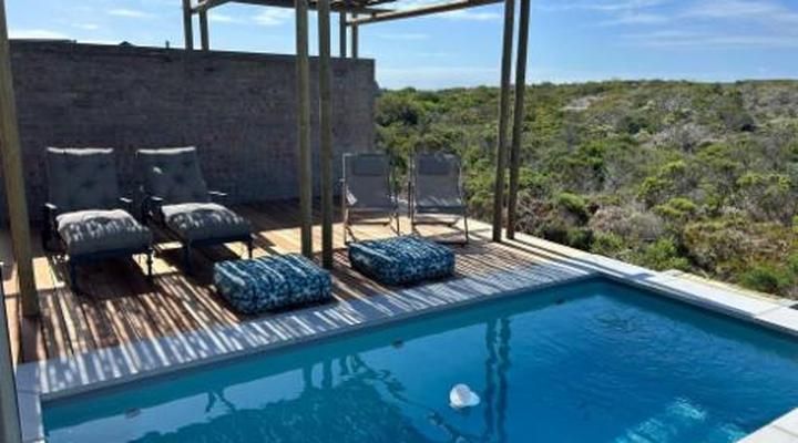 Romansbaai Collection