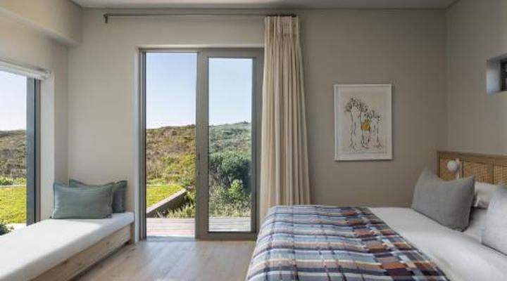 Romansbaai Collection