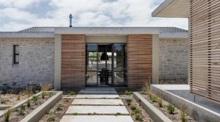 Romansbaai Collection